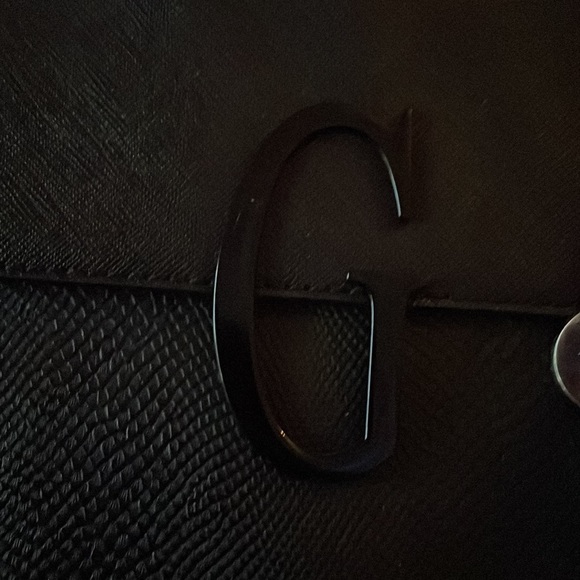 Guess handbag with defects - Picture 4 of 7